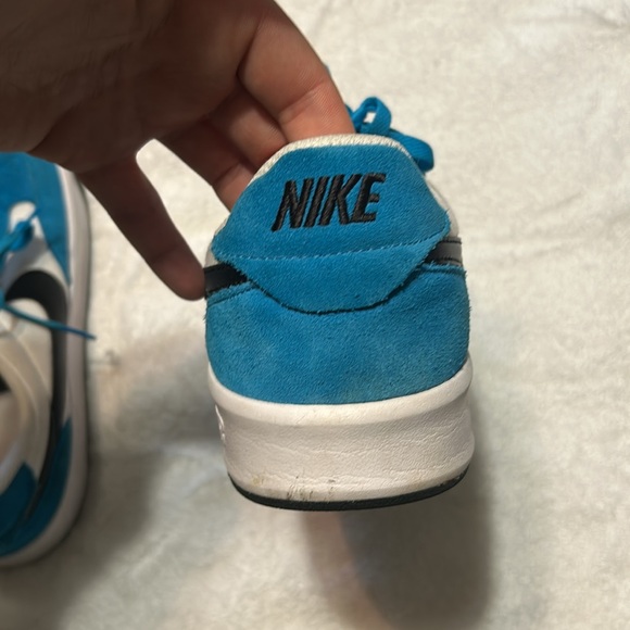 Blue And White Nike Adversary Premiums, size 11 - Picture 8 of 10